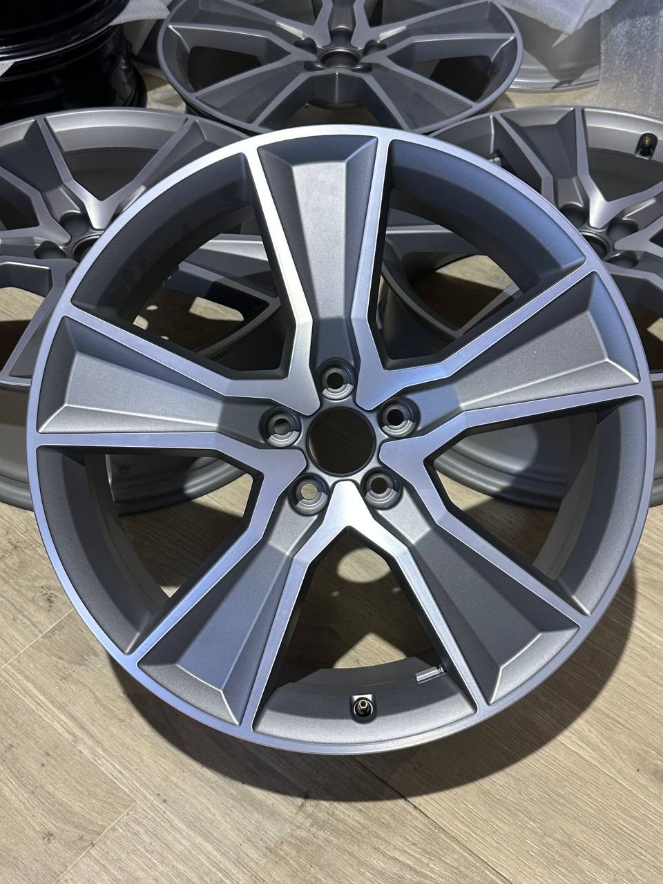Диски Ronal Audi 20 5x112 — фото 1