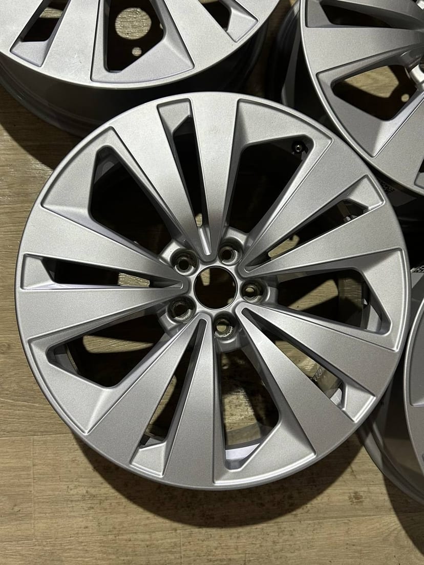 Диски Audi 19 5x112 — фото 2