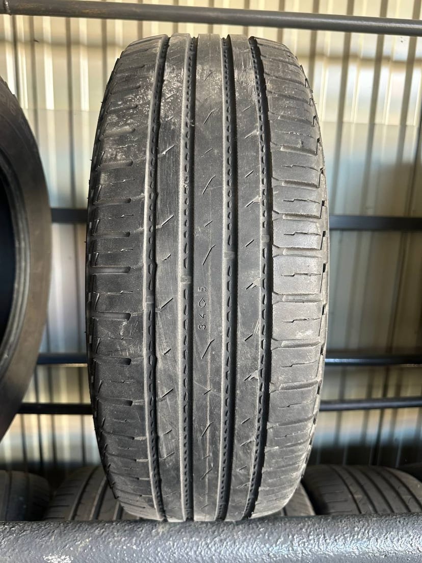 Шини Nokian Line SUV 215/65R16 102H — фото 1