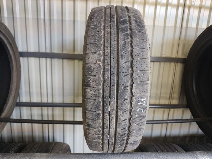 Шини Nokian WR C van 215/60R17C 109/107T — фото 1